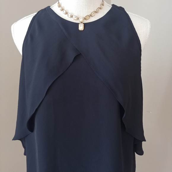 VINCE CAMUTO 🌹 Dressy Tank Type Top With Layers - Picture 4 of 9